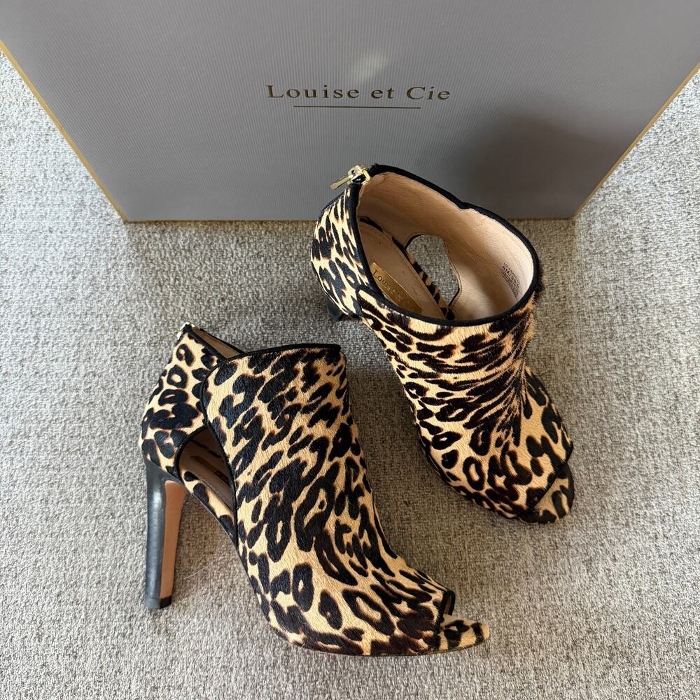 Louise et Cie Leopard Calf Hair Peep Toe Heel Booties Size 8